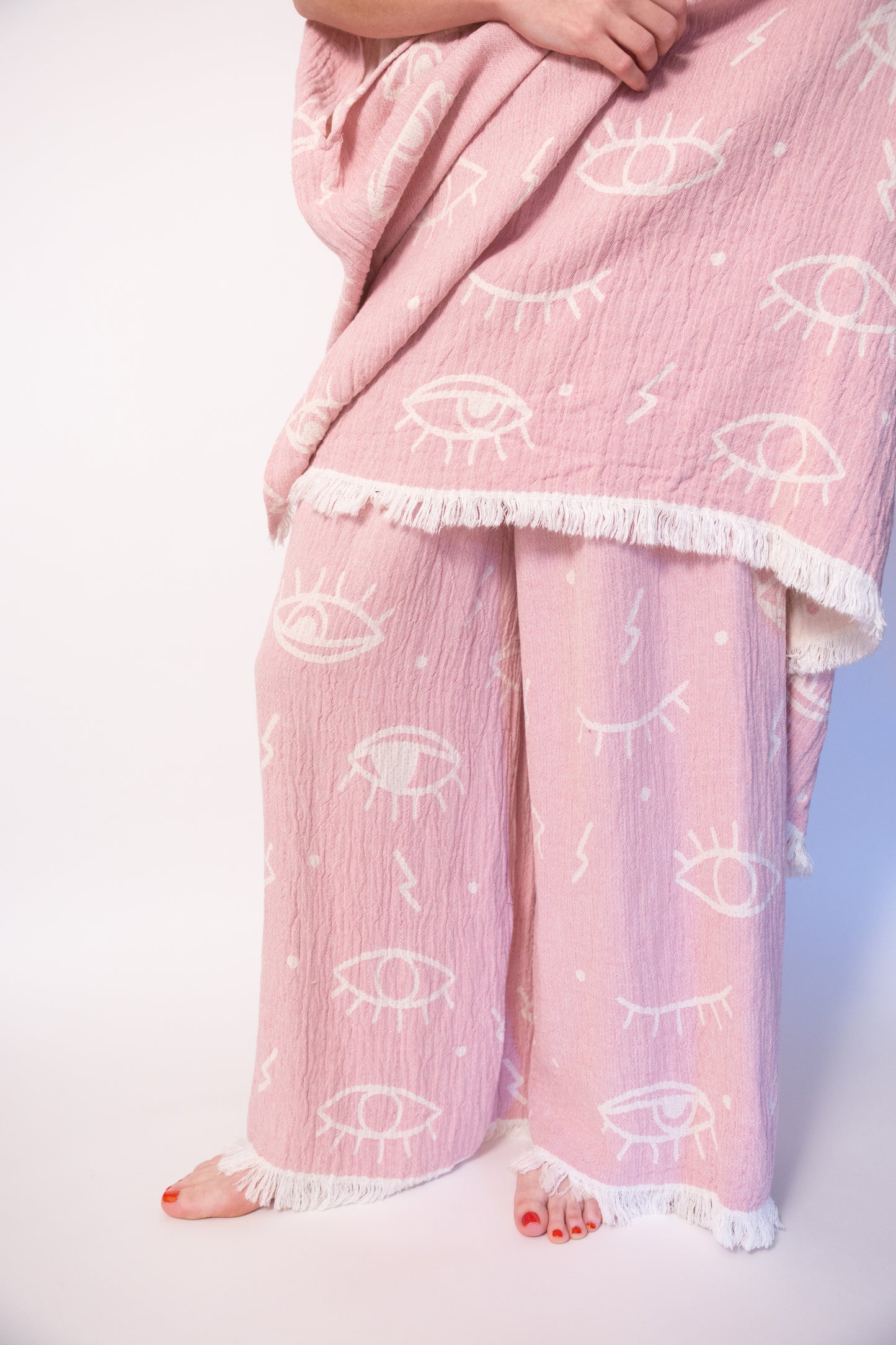 Pink Eye Cotton Poncho Set